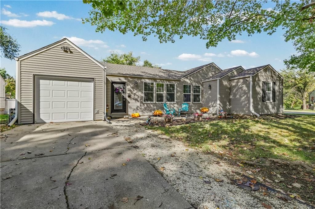 210 NE Maple Street — photo 18