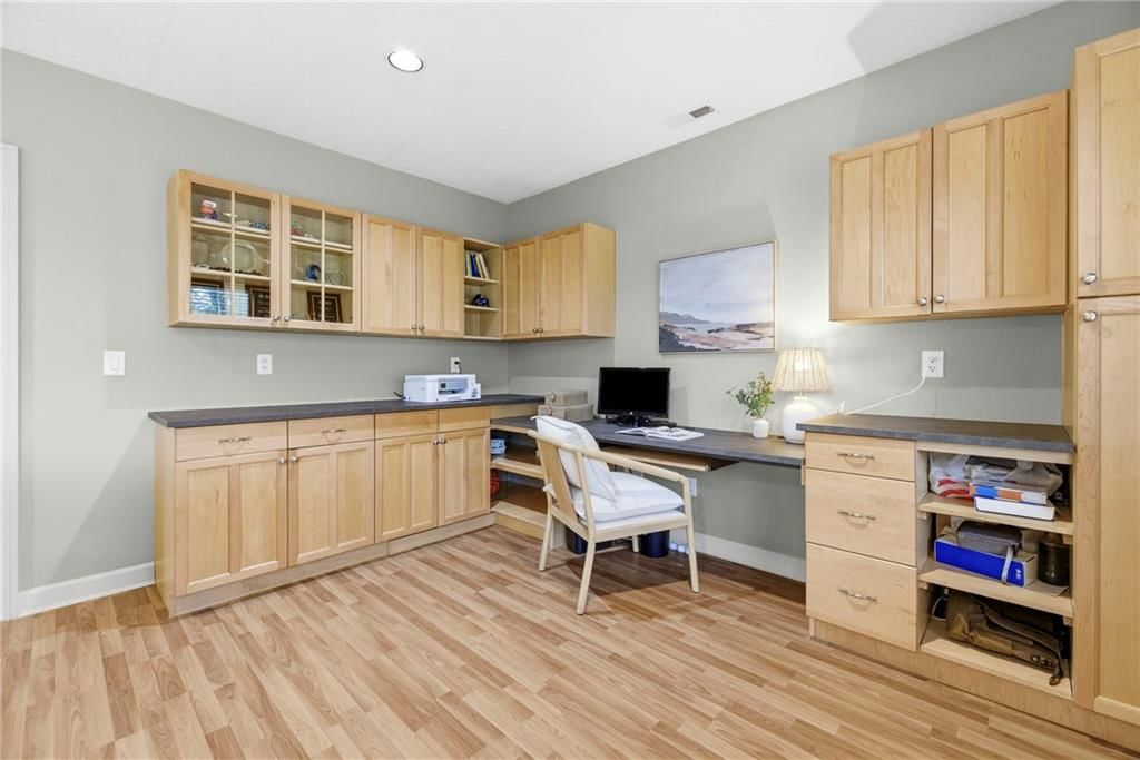 4633 Terrace Street — photo 21