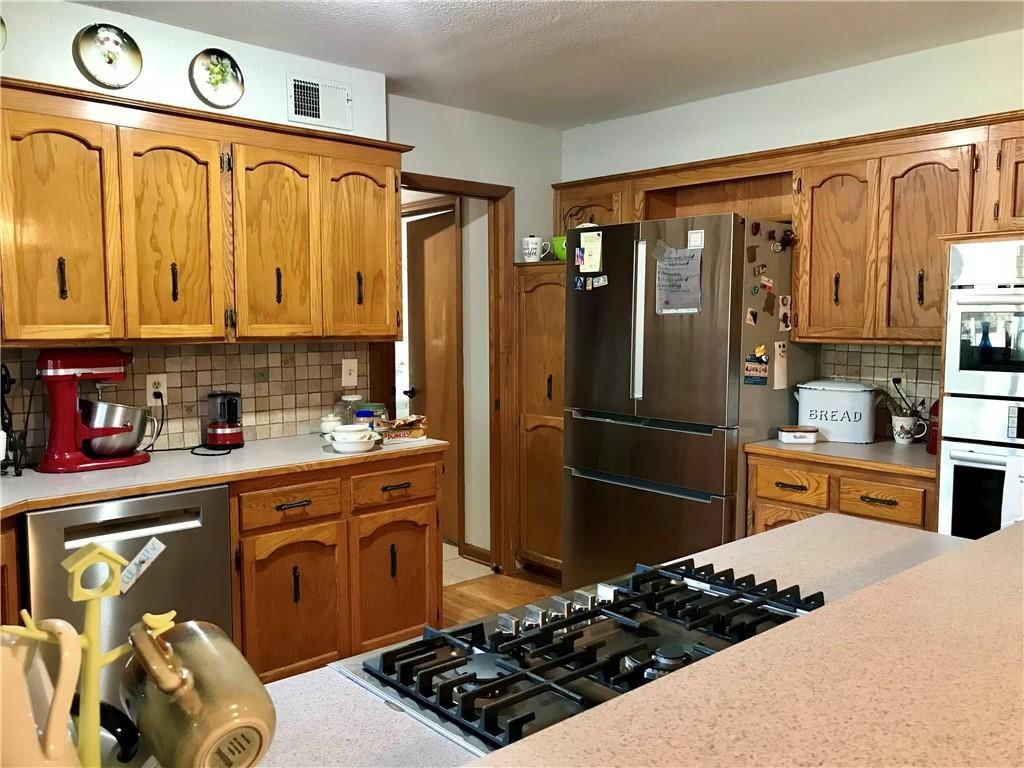 24650 Hospital Drive — photo 14