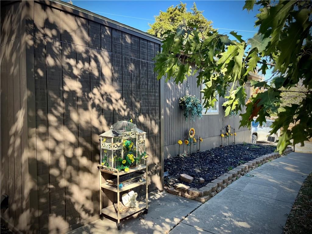 24650 Hospital Drive — photo 26