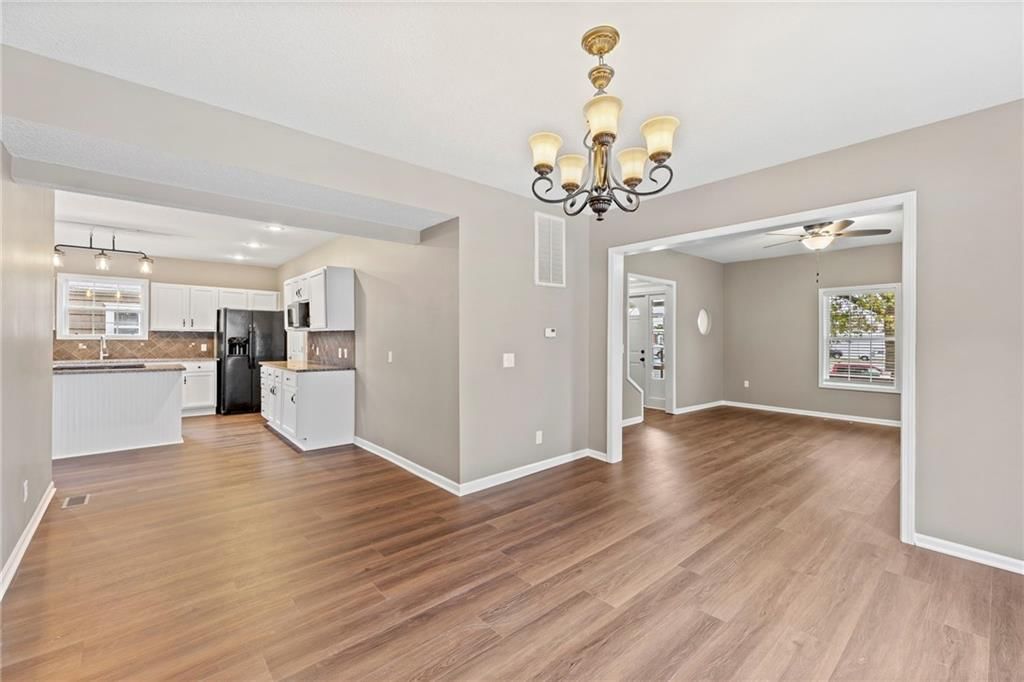 420 S Walnut Street — photo 14
