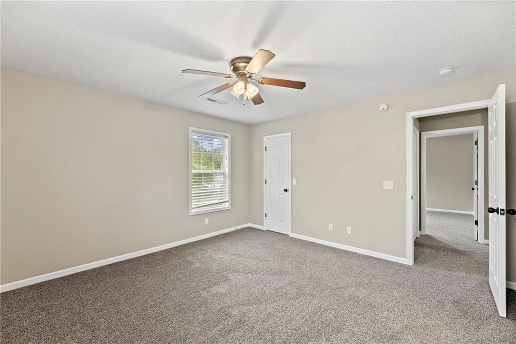 420 S Walnut Street — photo 29