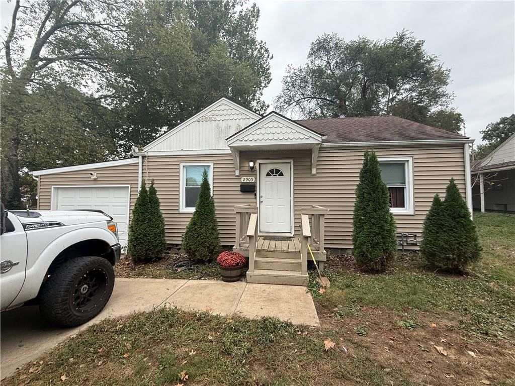 2905 E Sheley Road — photo 9
