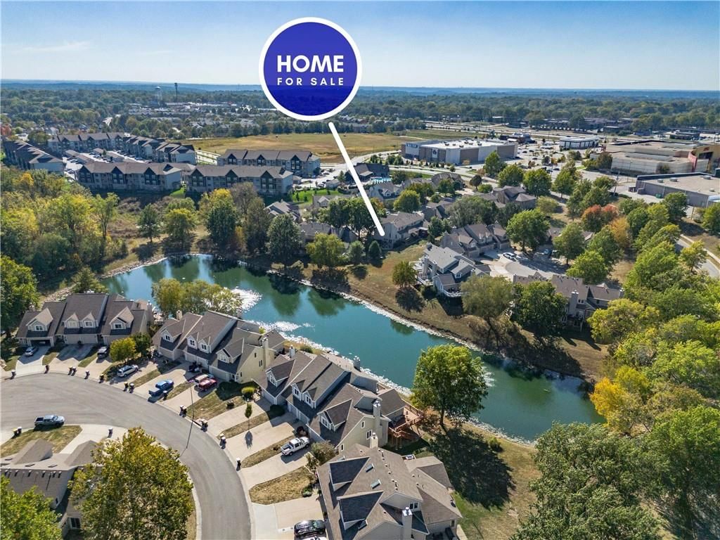6308 NW 82nd Court, Kansas City, MO