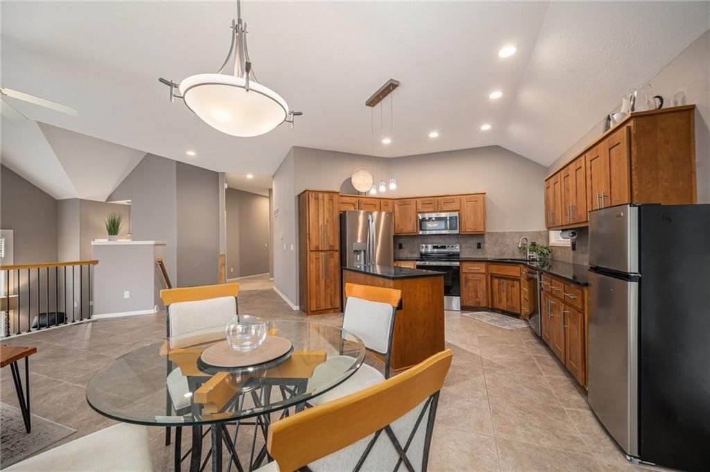 8779 N Hull Avenue — photo 8