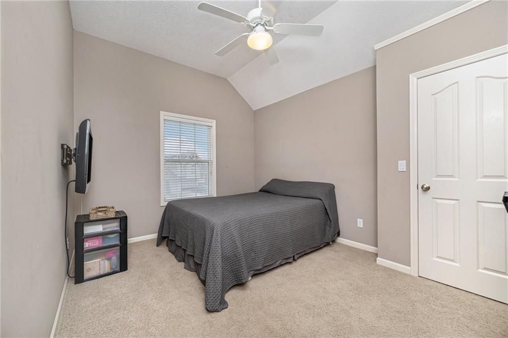 8779 N Hull Avenue — photo 17
