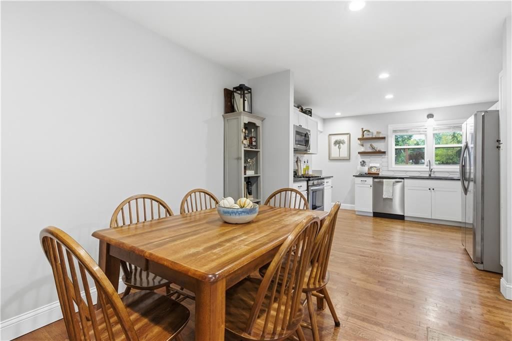 7918 W 88th Street — photo 9