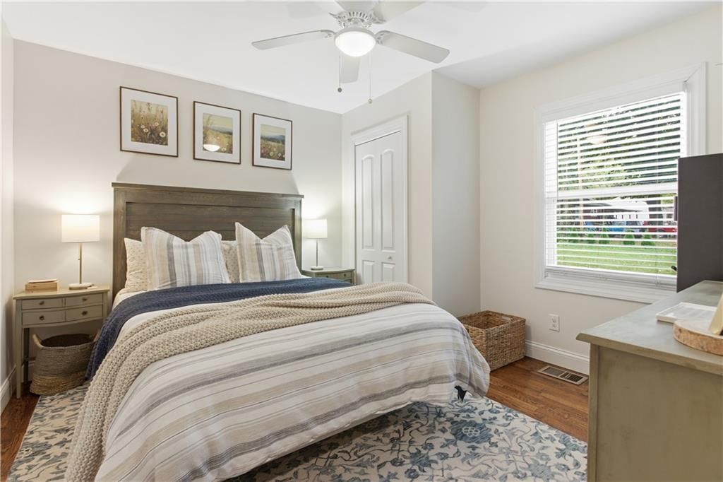 7918 W 88th Street — photo 17