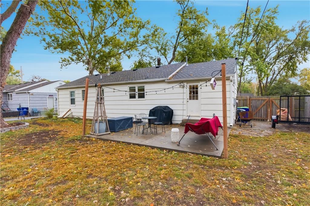 7918 W 88th Street — photo 25
