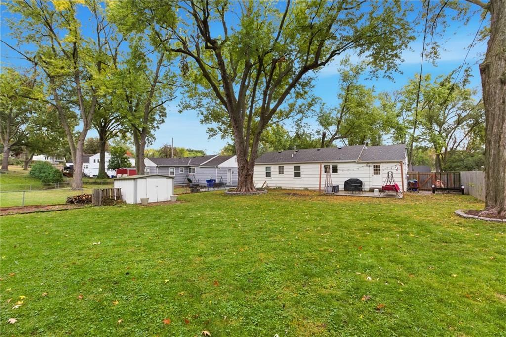 7918 W 88th Street — photo 26