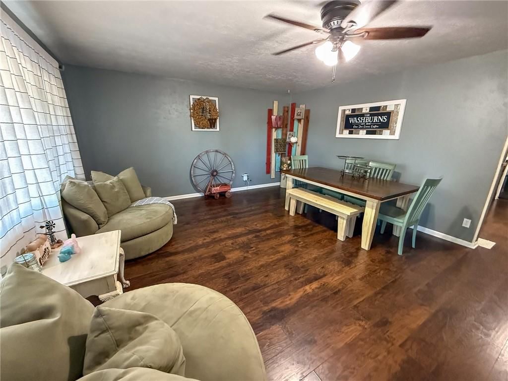 920 S Wilson Avenue — photo 5