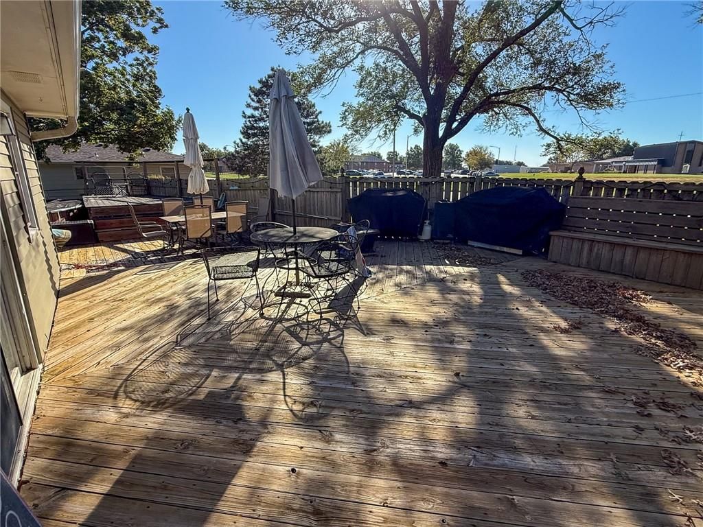 920 S Wilson Avenue — photo 26