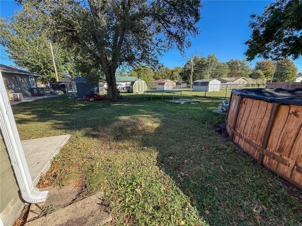 920 S Wilson Avenue — photo 28
