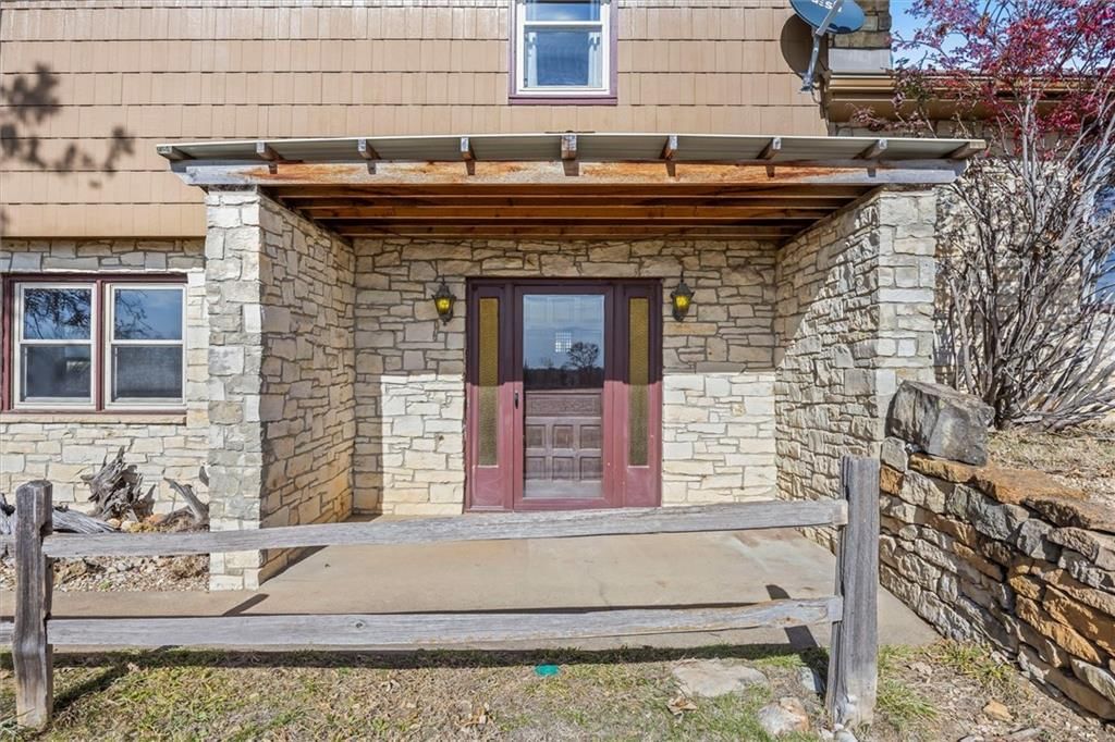 144 N 1150 Road — photo 9
