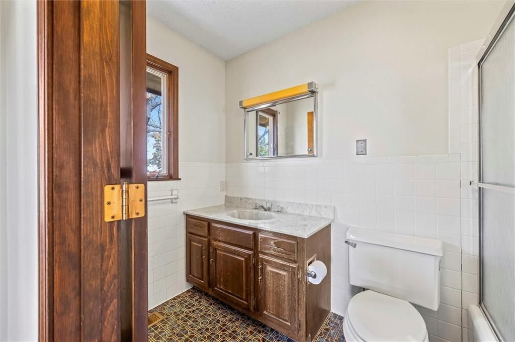 144 N 1150 Road — photo 32