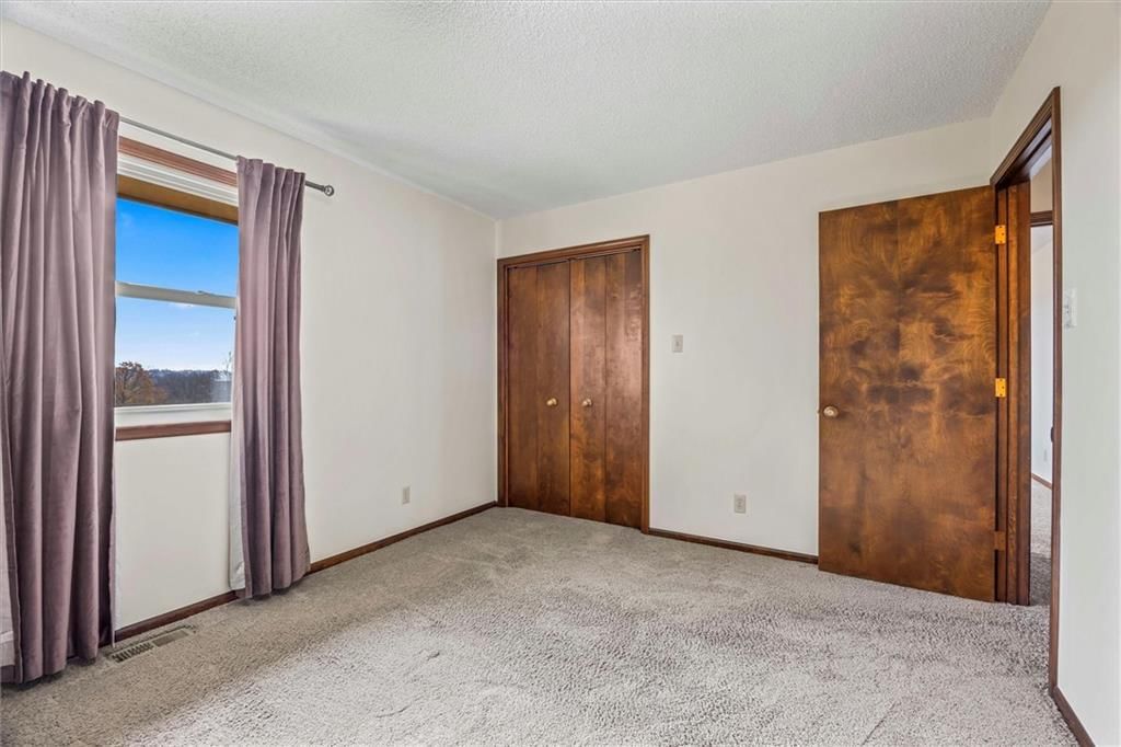 144 N 1150 Road — photo 38