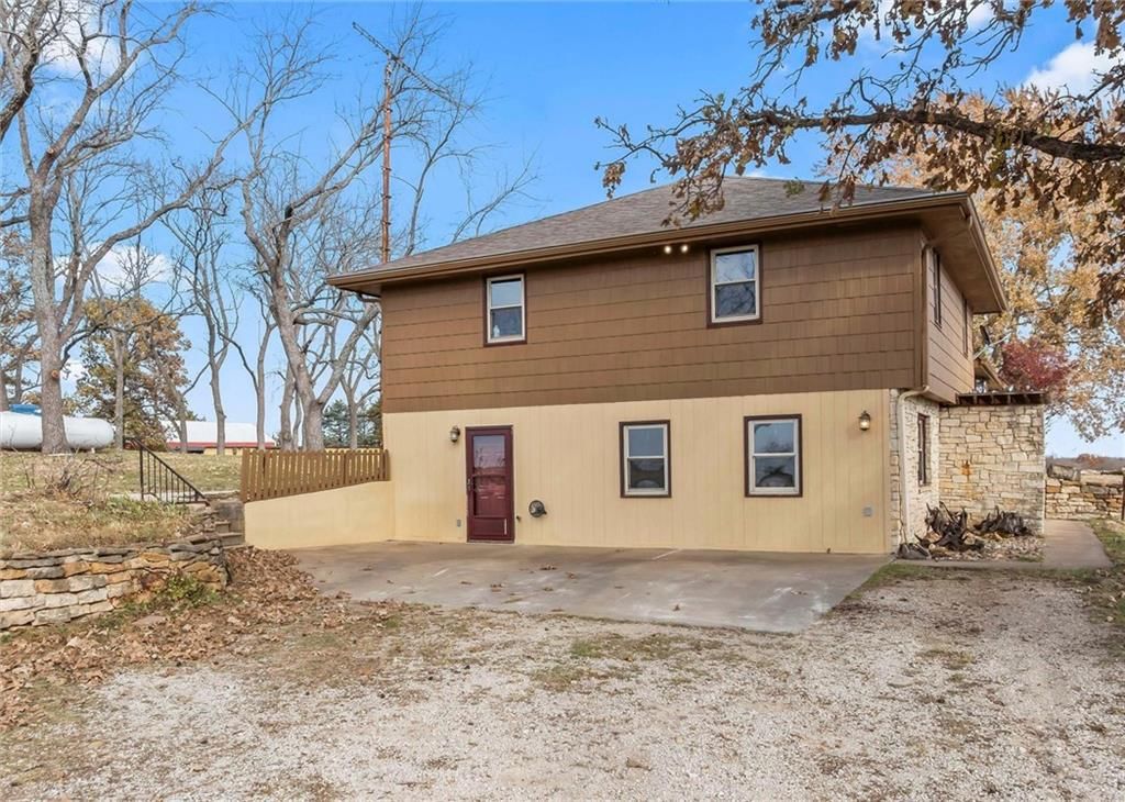 144 N 1150 Road — photo 45