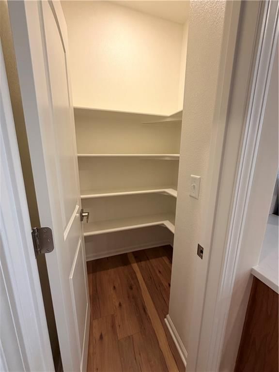 1305 NE Redwood Court — photo 8
