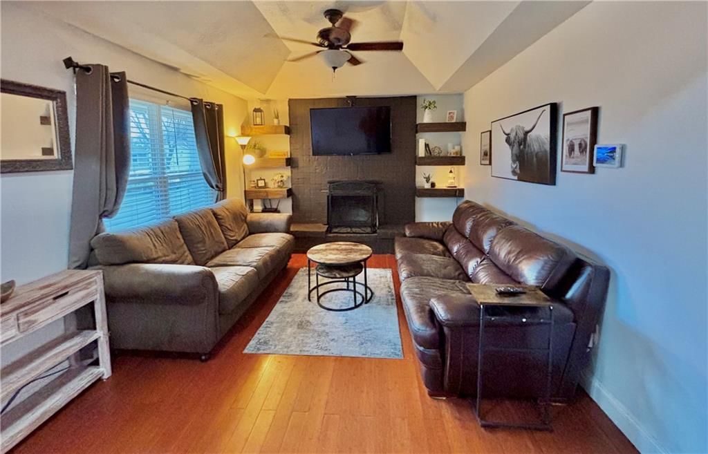2848 S 53rd Terrace — photo 3
