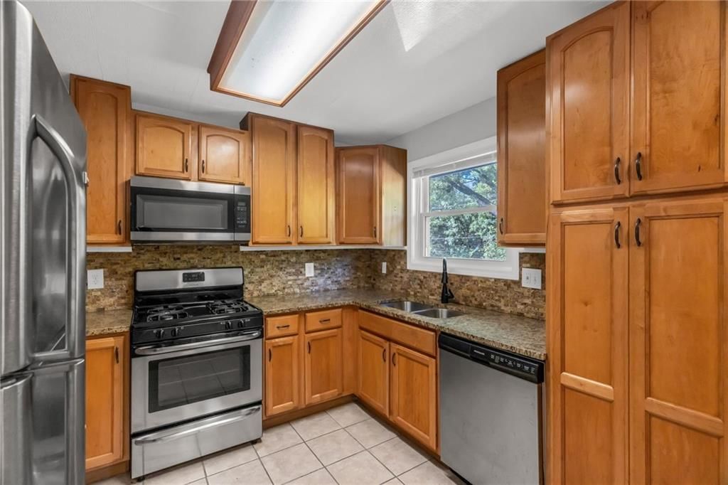 5408 NE 59th Terrace — photo 10