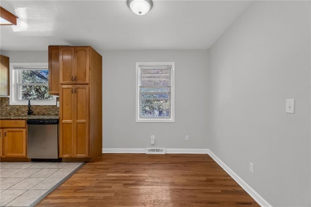 5408 NE 59th Terrace — photo 11