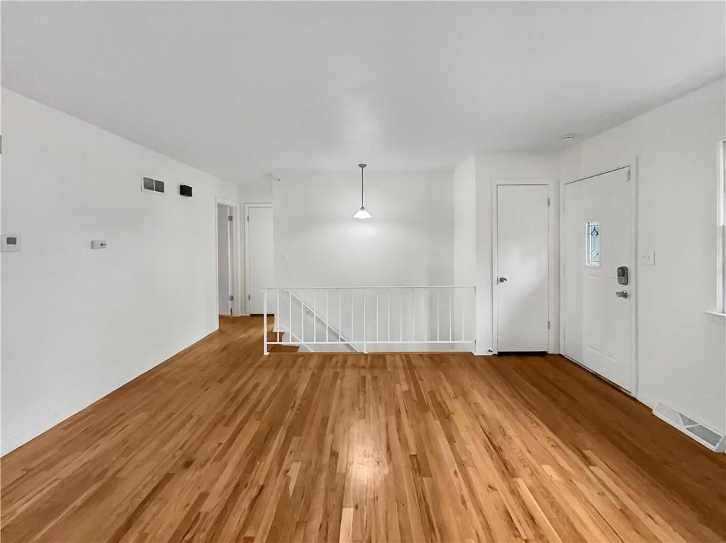 3605 NE 57th Street — photo 3