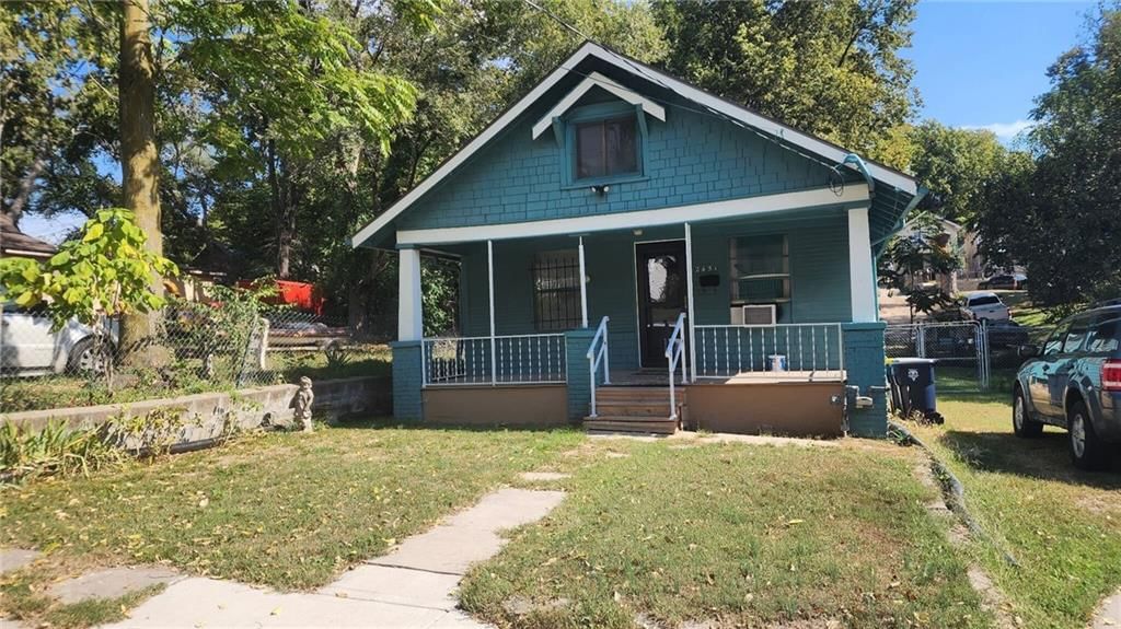 2451 Poplar Avenue, Kansas City, MO