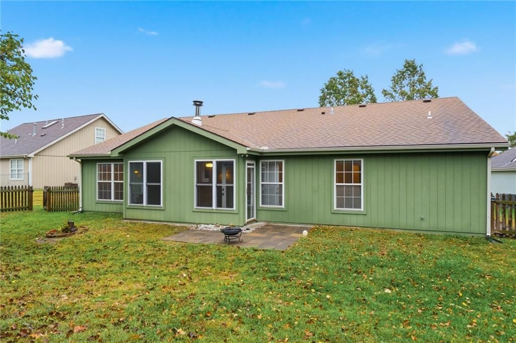 617 N Salsbury Court — photo 32