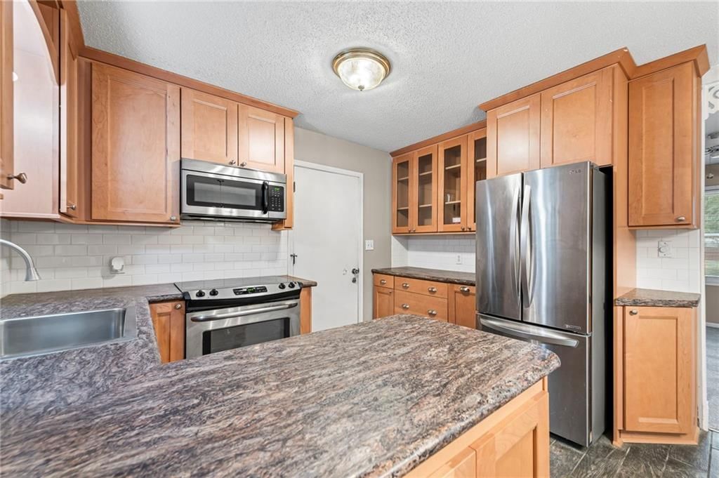 1608 NE 75th Terrace — photo 11