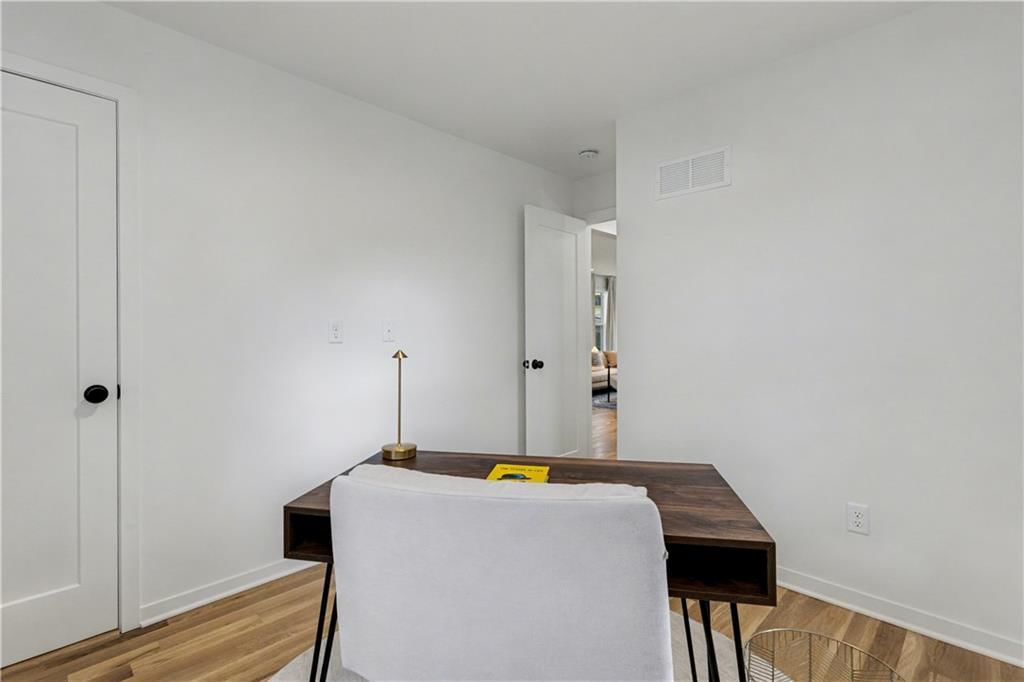 4618 Bell Street — photo 23