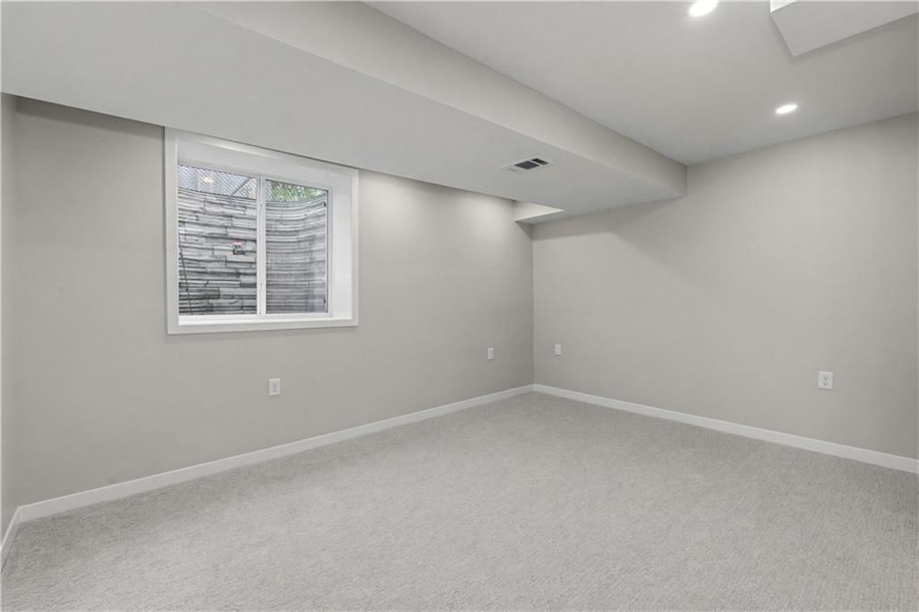4618 Bell Street — photo 28