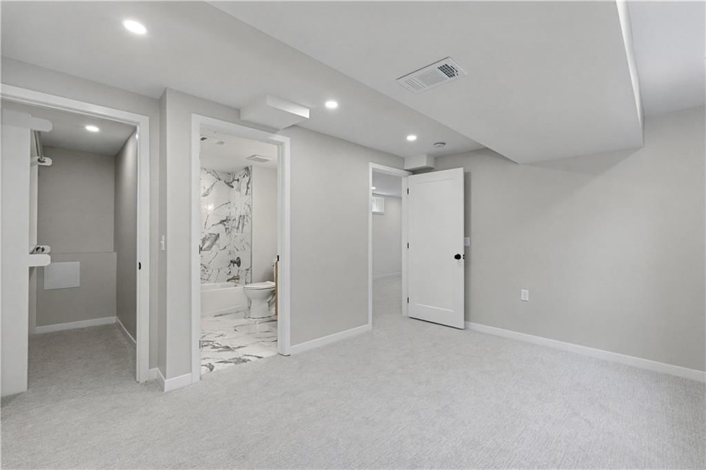 4618 Bell Street — photo 29