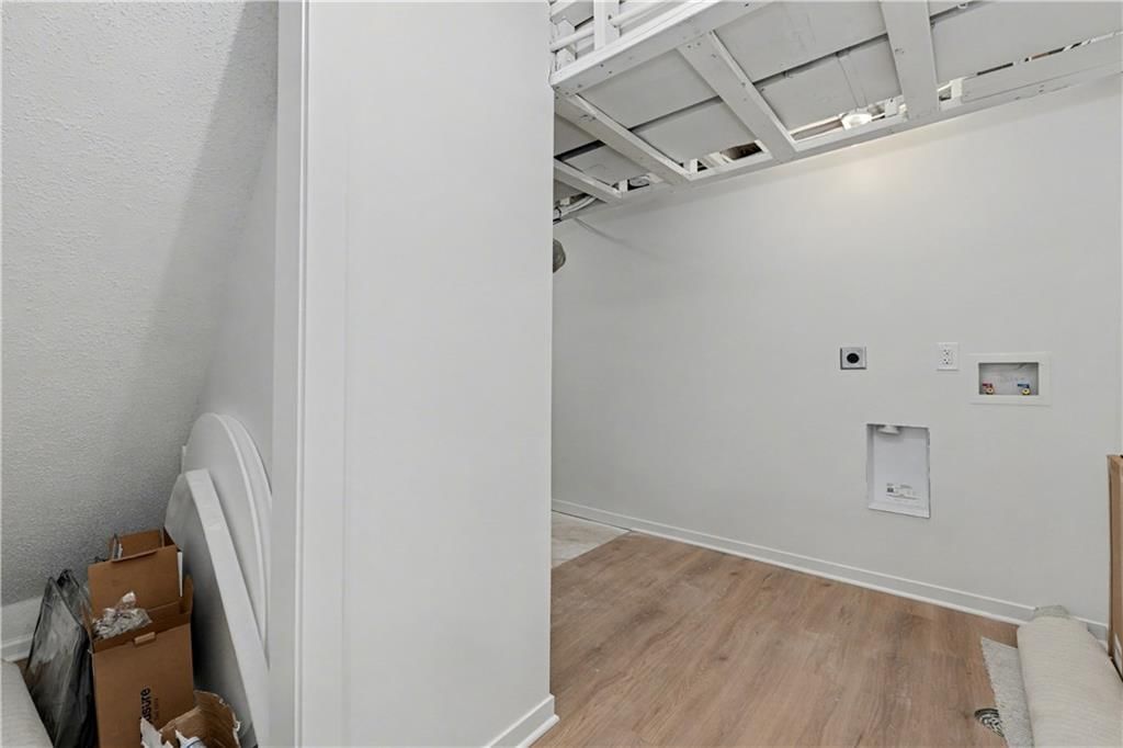 4618 Bell Street — photo 31
