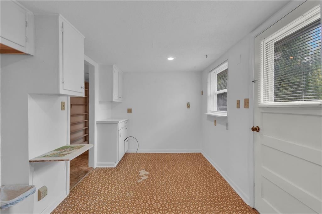 6009 Marion Avenue — photo 10