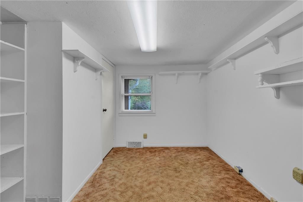 6009 Marion Avenue — photo 13
