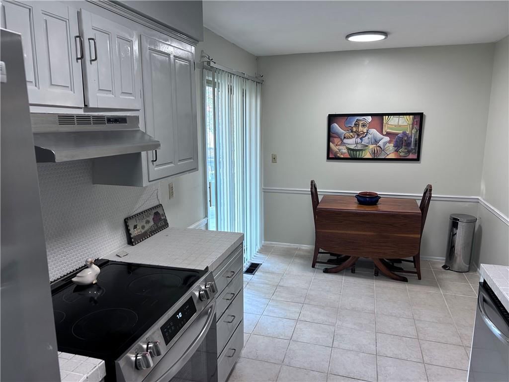 447 W 104th Street — photo 10