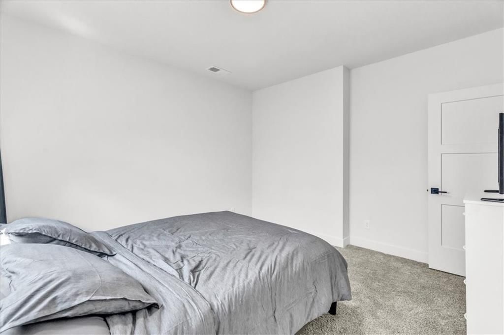 2601 NE Amanda Lane — photo 32