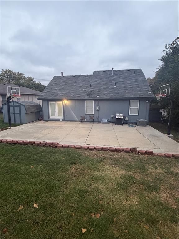 Photo 2 of 23 - 1613 S 5th Street