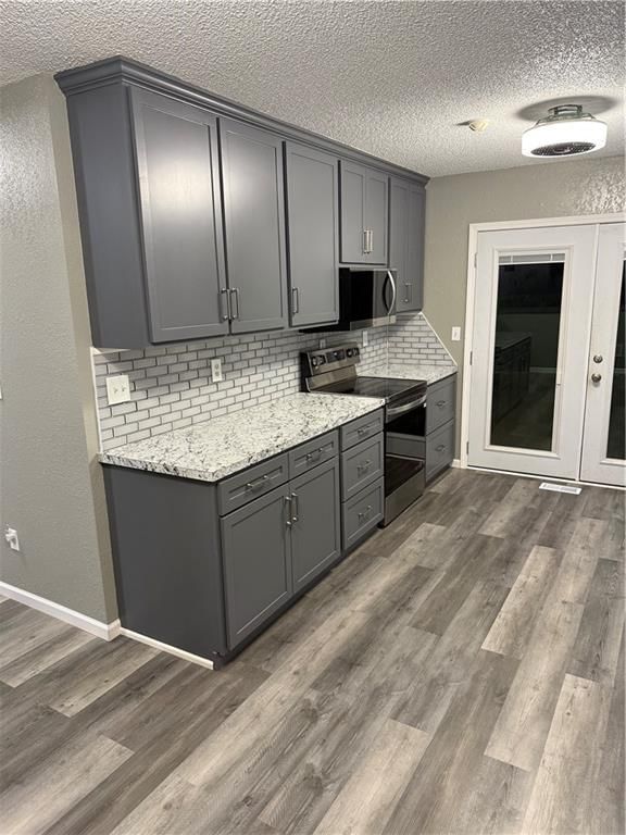 Photo 6 of 23 - 1613 S 5th Street