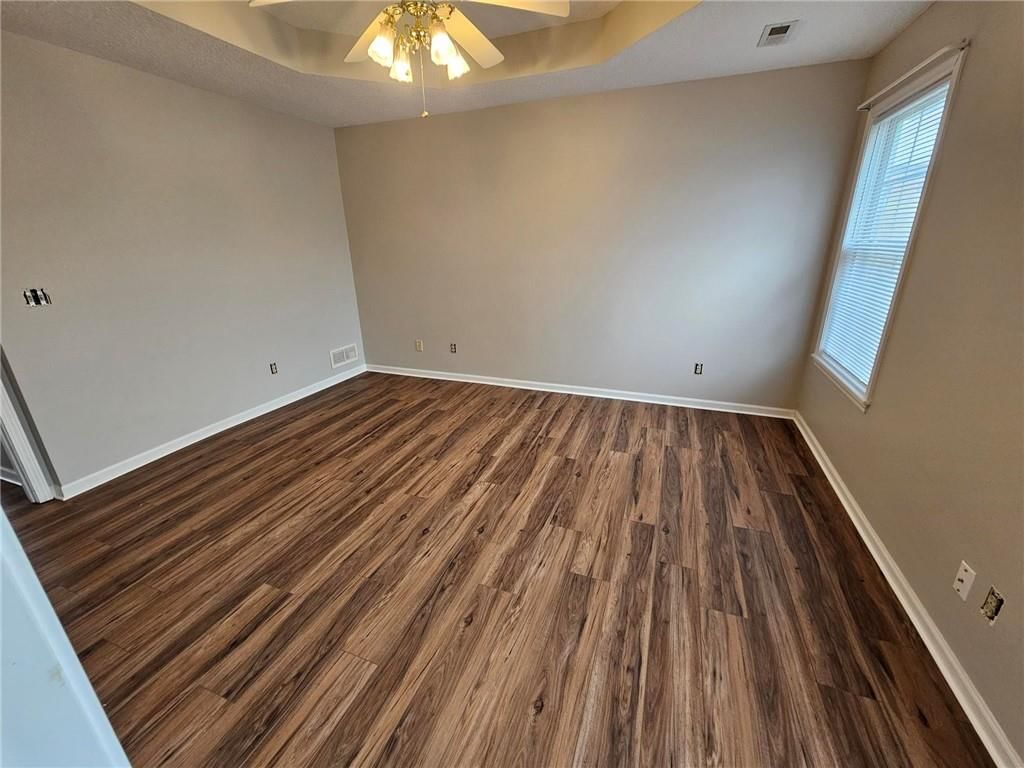 1109 N Leonard Road — photo 9