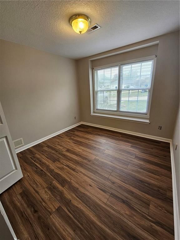 1109 N Leonard Road — photo 16