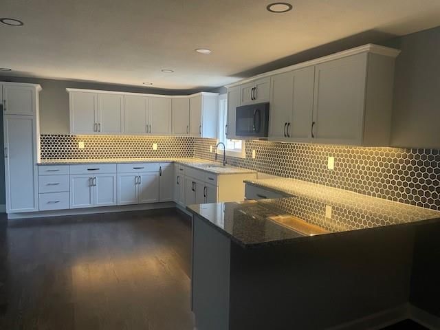 1030 Douglas Street — photo 14