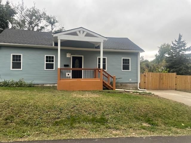 1030 Douglas Street — photo 36