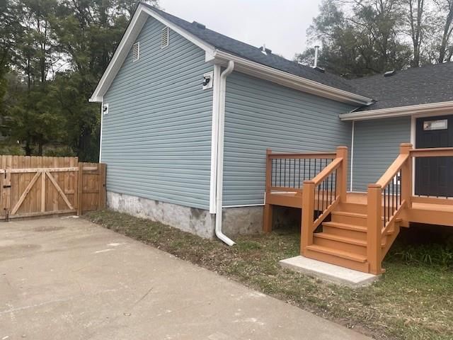 1030 Douglas Street — photo 41