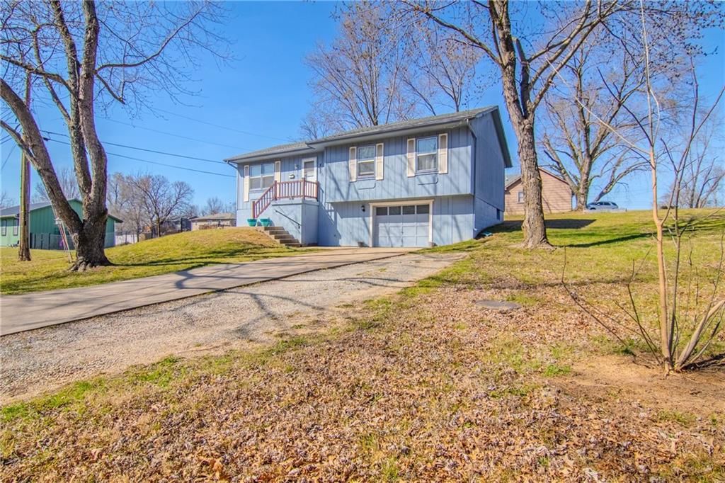 218 Crawford Drive, Clinton, MO