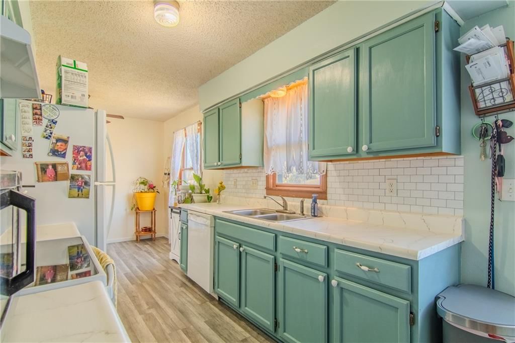 218 Crawford Drive — photo 10