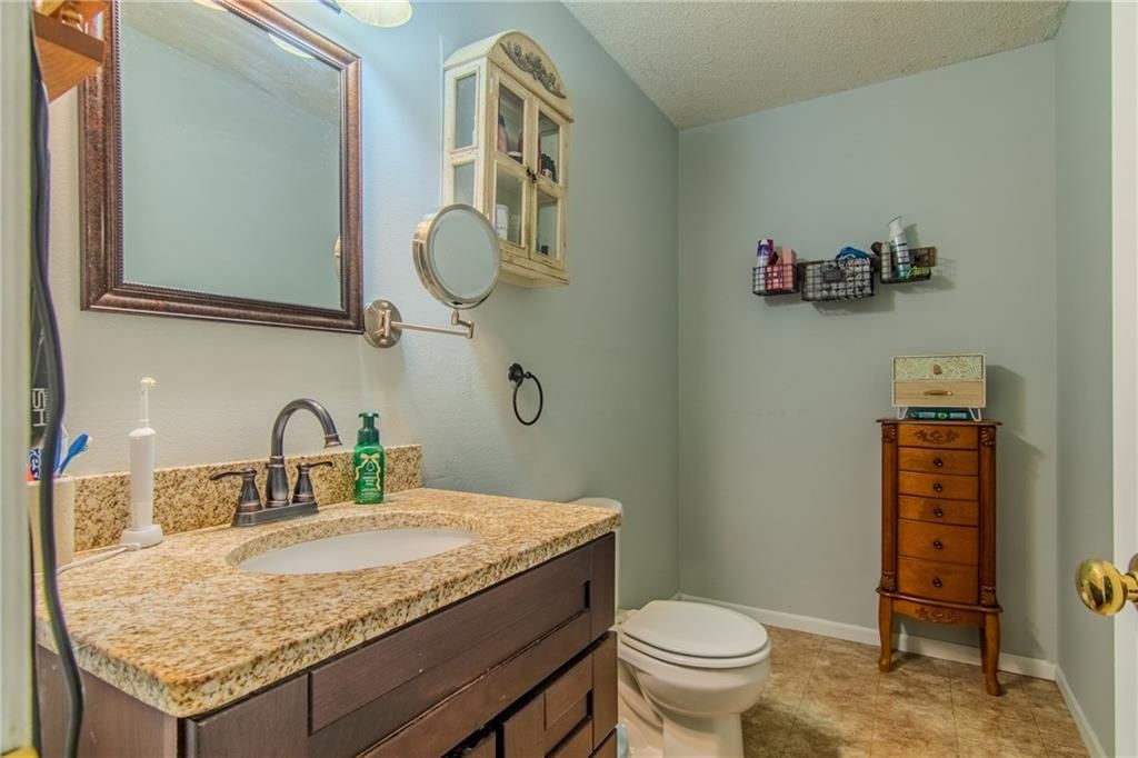 218 Crawford Drive — photo 11