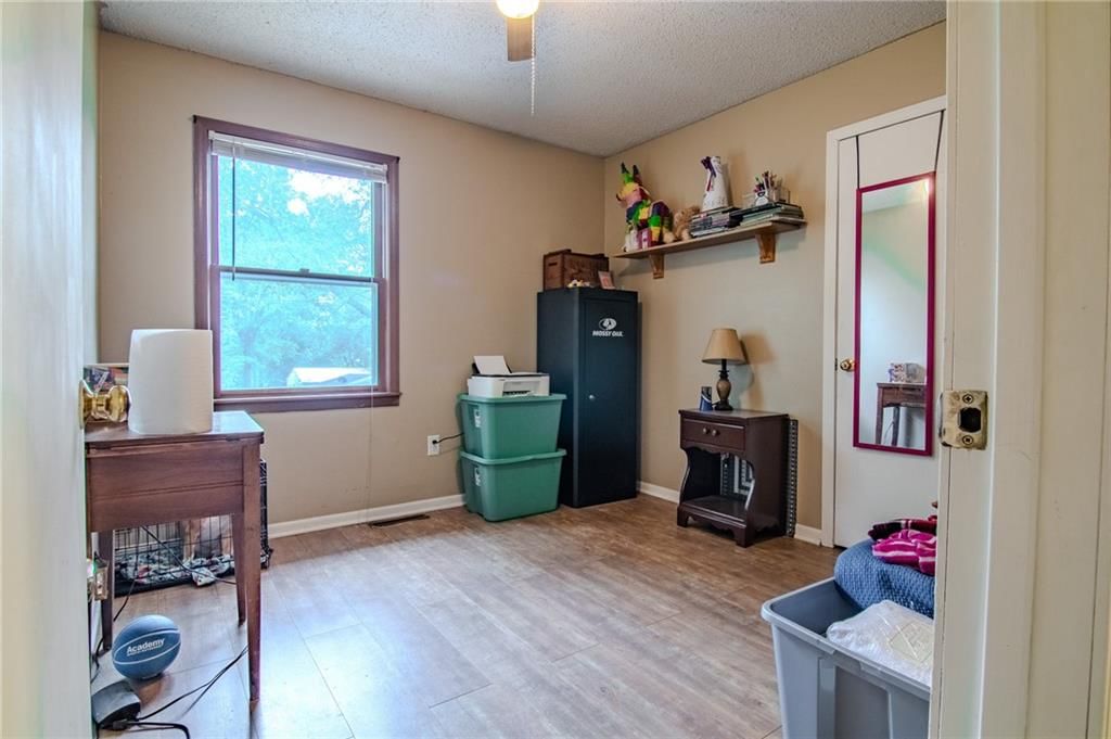 218 Crawford Drive — photo 16