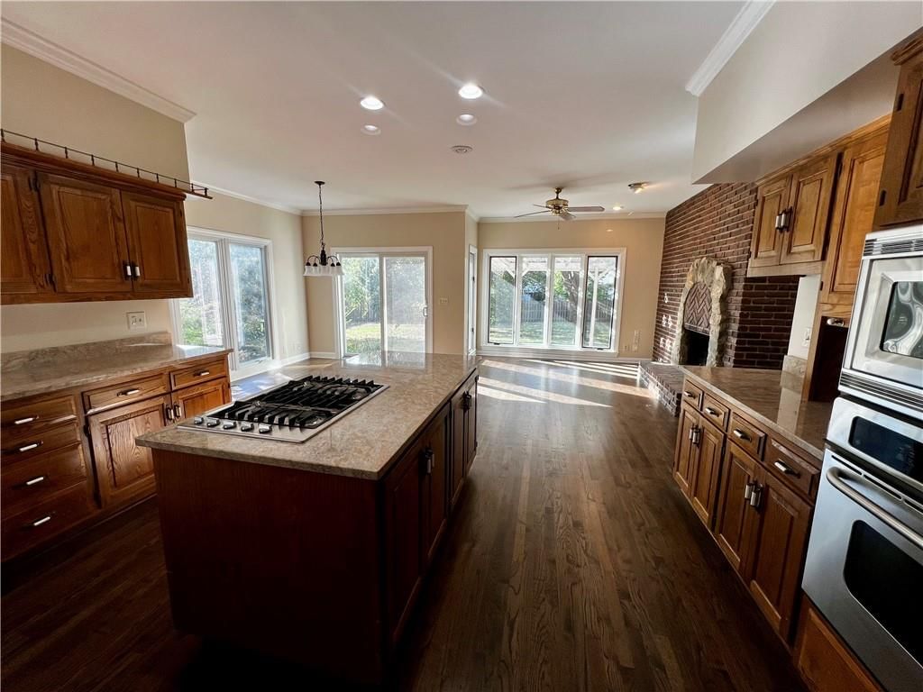 3905 W 101st Terrace — photo 13