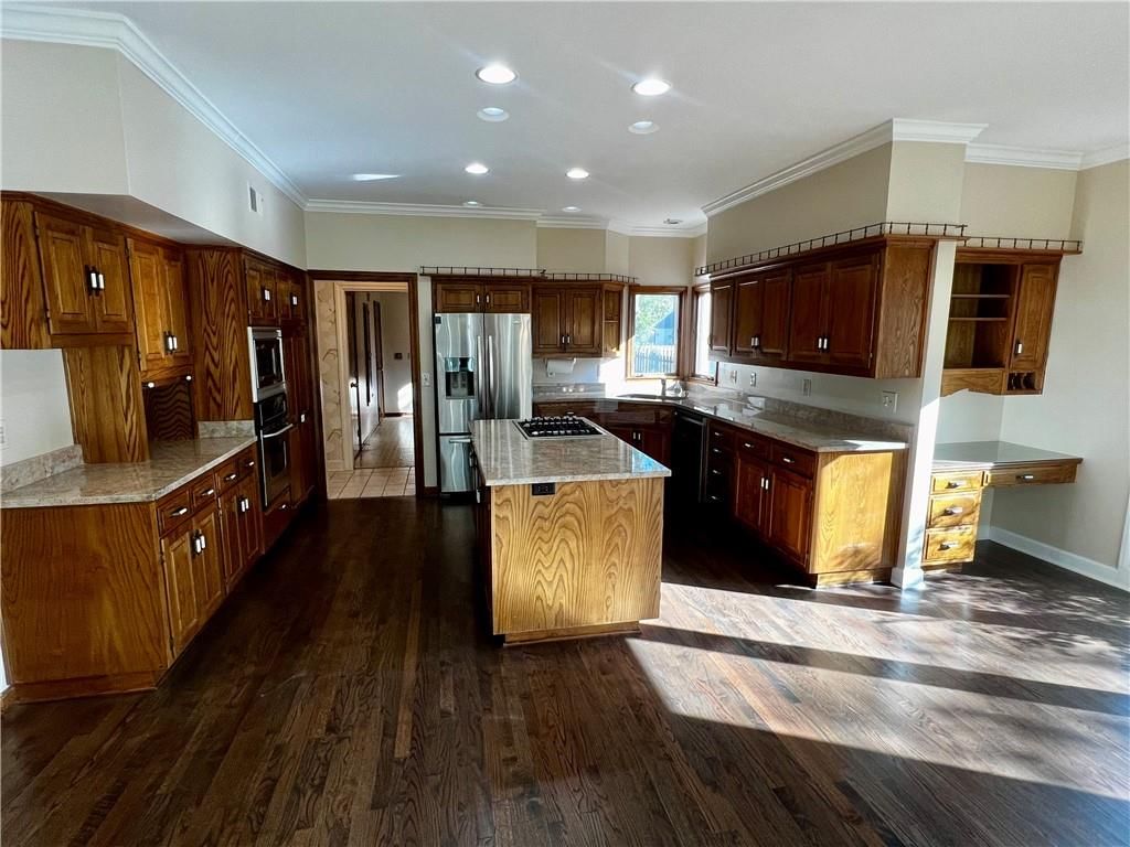 3905 W 101st Terrace — photo 14